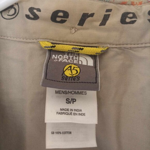 The North Face Short Sleeve Button Down Shirt, Size S - Picture 3 of 7